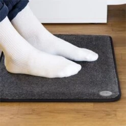 Magic Carpet DX Heizteppich 40x60cm 75W Waschbar Anti-Rutsch -Innovation Home Appliances Store 10031671 yy 0005 ambient oneConcept Magic Carpet DX Heizmatte 100W