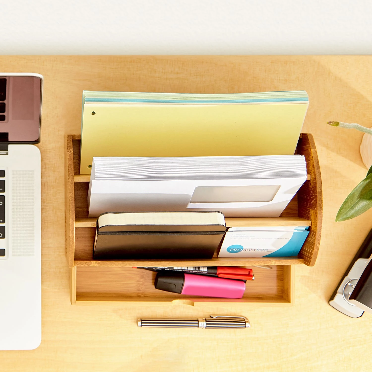 Schreibtischorganizer Mit Schublade 3 Fächer 27,5x11x15 Cm 100% Bambus 5 Schreibtischorganizer Mit Schublade 3 Fächer 27,5x11x15 Cm 100% Bambus – Bild 5